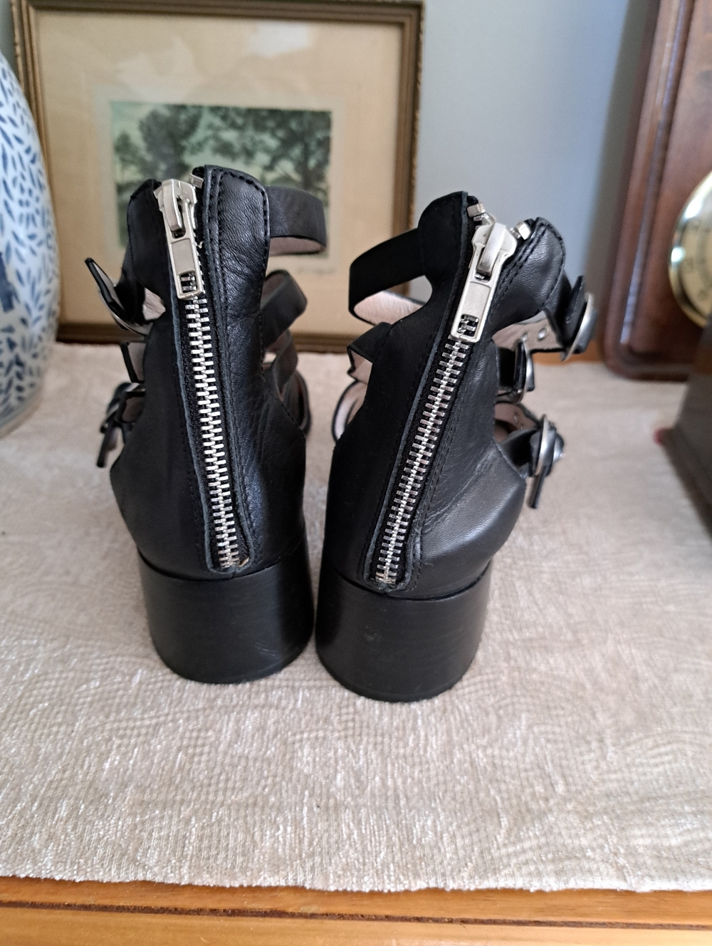 SHELLYS London Gladiator Style Black Sandals Size 38 - Picture 4 of 7